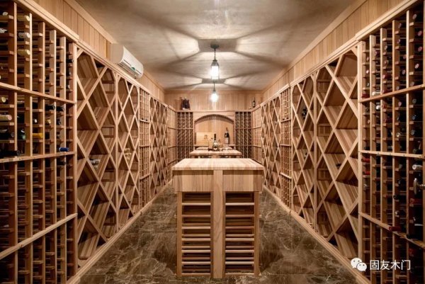 固友整木家居賞析，酒柜是精致生活的開始